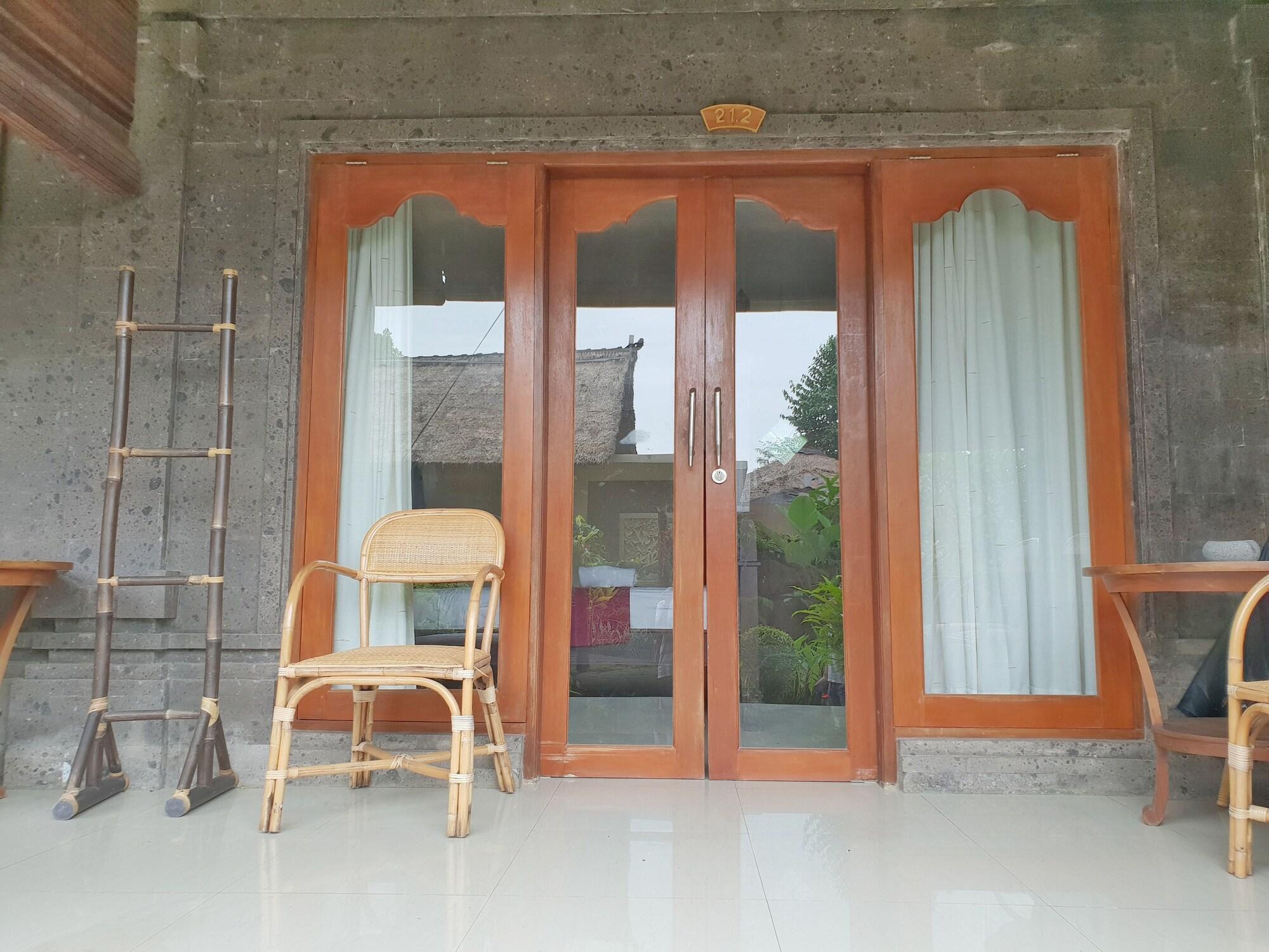 Liyer House Hotel Lodtunduh Exterior photo