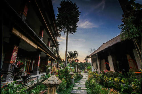 Liyer House Hotel Lodtunduh Exterior photo